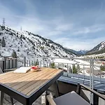 Mondschein & Ski-in Ski-out Luxus Am Arlberg מלון 4*