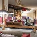 מלון Mondschein & Ski-in Ski-out Luxus Am Arlberg 4*