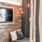 Mondschein & Ski-in Ski-out Luxus Am Arlberg שטובן אם ארלברג