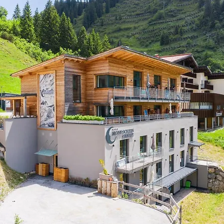 Hotel Mondschein Ski-in Ski-out