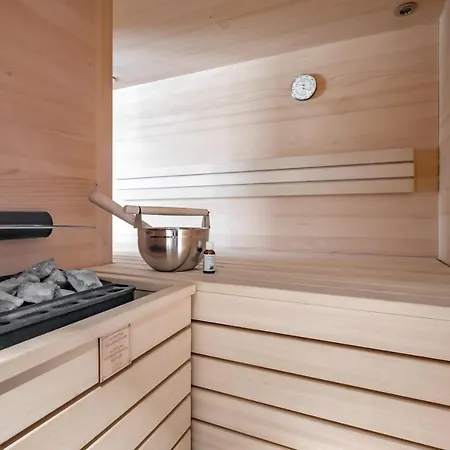 فندق Mondschein & Ski-in Ski-out Luxus Am Arlberg 4*