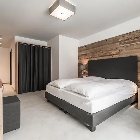 Mondschein & Ski-in Ski-out Luxus Am Arlberg