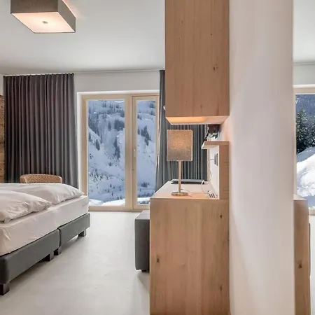 Mondschein Ski-in Ski-out Stuben am Arlberg