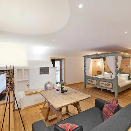 Mondschein & Ski-in Ski-out Luxus Am Arlberg 4* ستوبين آم أرلبرغ