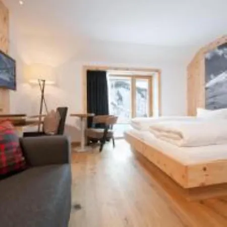 Hotell Mondschein & Stuben am Arlberg