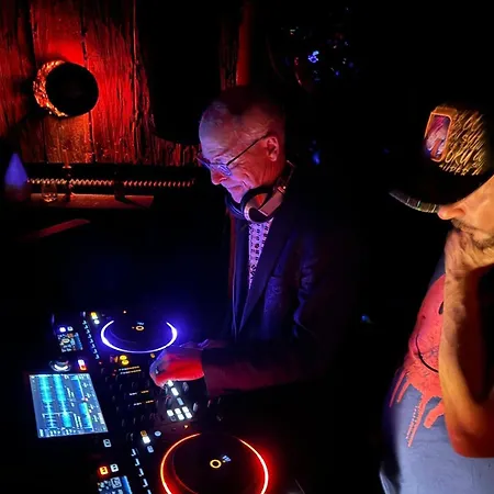 Mondschein & Ski-in Ski-out Luxus Am Arlberg فندق 4*