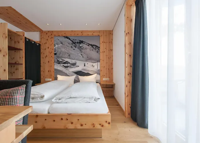 Hotel Mondschein & Ski-in Ski-out Luxus Am Arlberg 4*